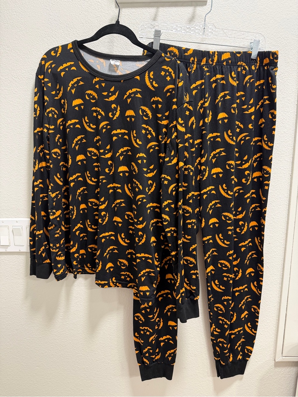 Spirit Black and Orange Jack-O'-Lantern Pajamas